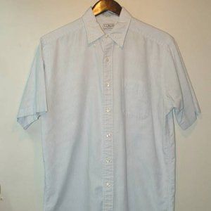 LL Bean pale blue stripe  short sleeve shirt  med 15 1/2 33 6 % cotton single st